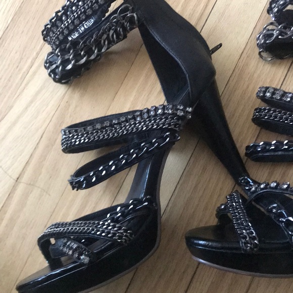 Black leather sandals - Picture 14 of 15